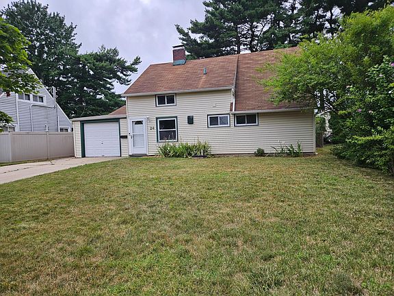 2nd image of 24 Belfry Ln