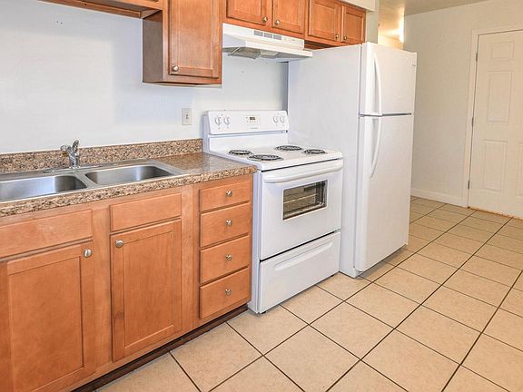 4th image of 2400 Windage Dr #6C