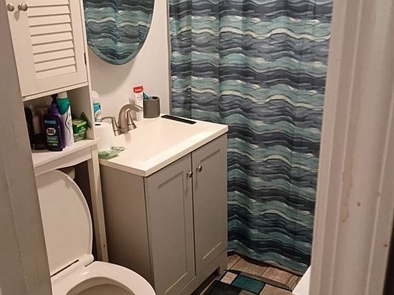 4th image of 51 View St