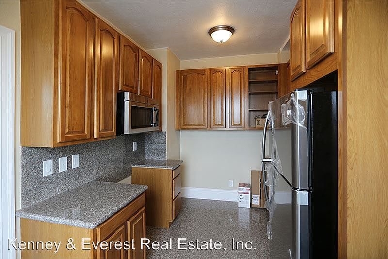 1st image of 494 27th Ave APT 27