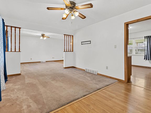 4th image of 79 Meadow Lark Cir