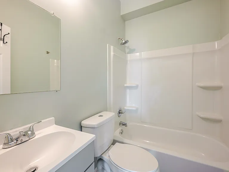 1405 Howard Rd SE #A — Photo 16