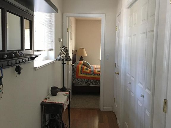 4th image of 3372 Treehaven Dr