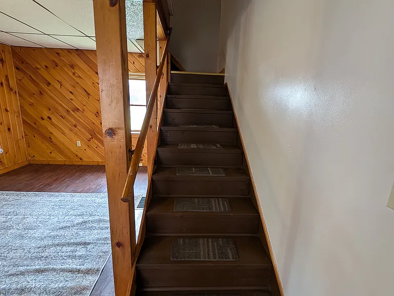 Stairs to 2nd Floor