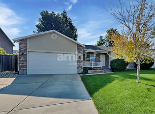 2417 S Eldorado Dr, Springville, UT 84663