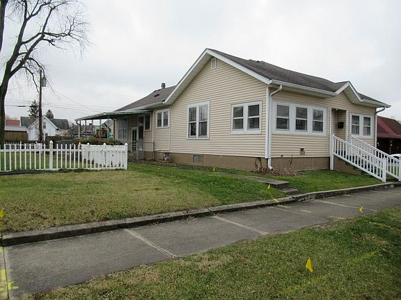 2nd image of 25 Walker St