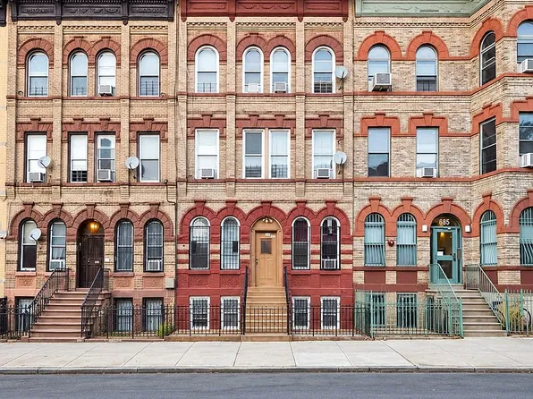 651 Central Ave, Brooklyn, NY 11207