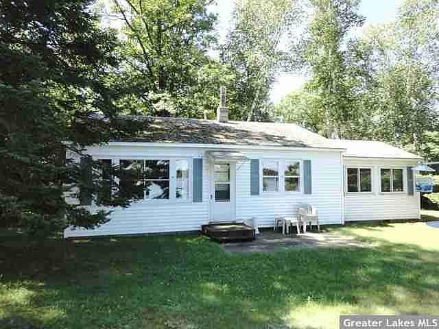 1st image of 36938 Goodrich Ln