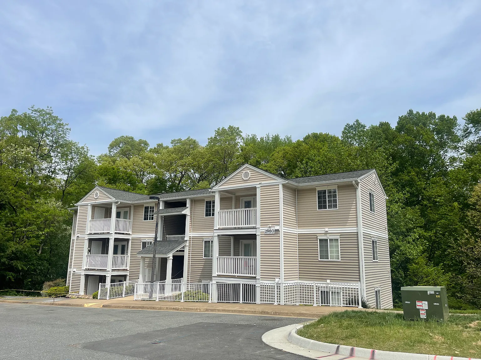 Meridian Bay Apartment Homes — Photo 4