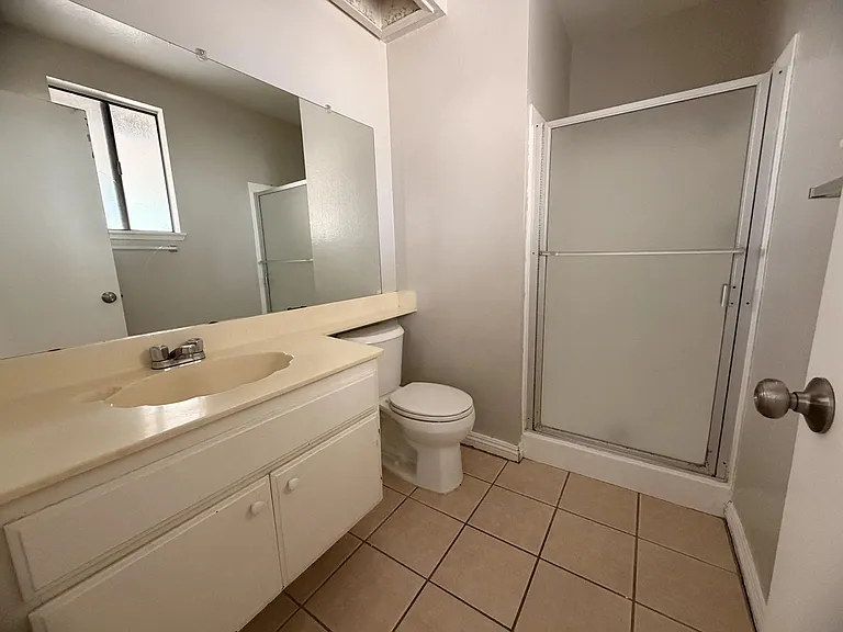 14243 Perham Ct — Photo 10