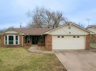 2608 Kingston Rd, Ponca City, OK 74604