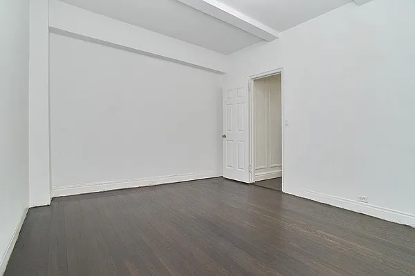 Rented by Living New York | media 50