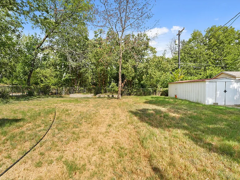 2014 Shawnee St — Photo 19