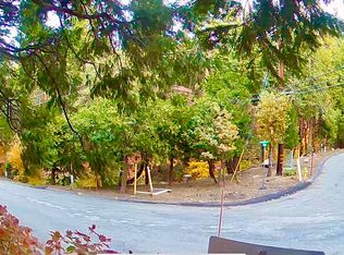 28715 Shenandoah Dr, Lake Arrowhead, CA 92352