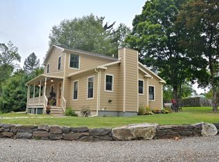 7 Hotaling Ln, Stuyvesant, NY 12173
