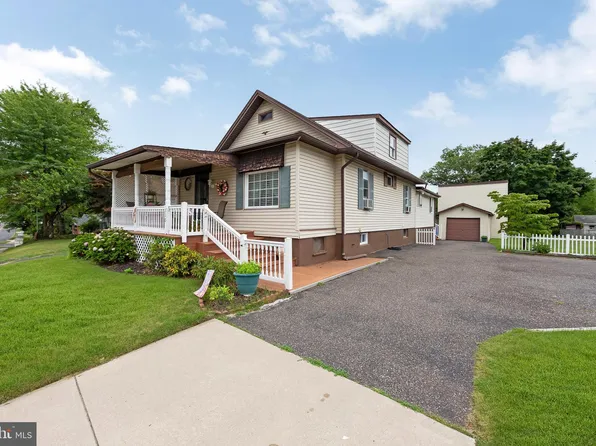 115 S Coles Ave, Maple Shade, NJ 08052