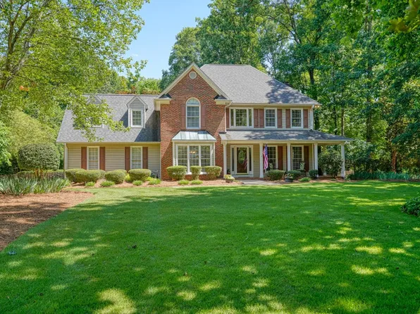 201 Woodridge Dr, Spartanburg, SC 29301