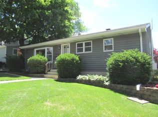 320 E Stimmel St, West Chicago, IL 60185