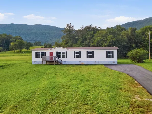 233 Orange Ln, Speedwell, TN 37870