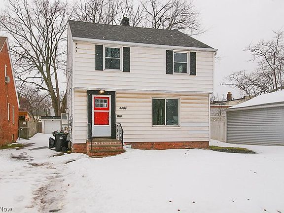 3rd image of 4404 S Hills Dr