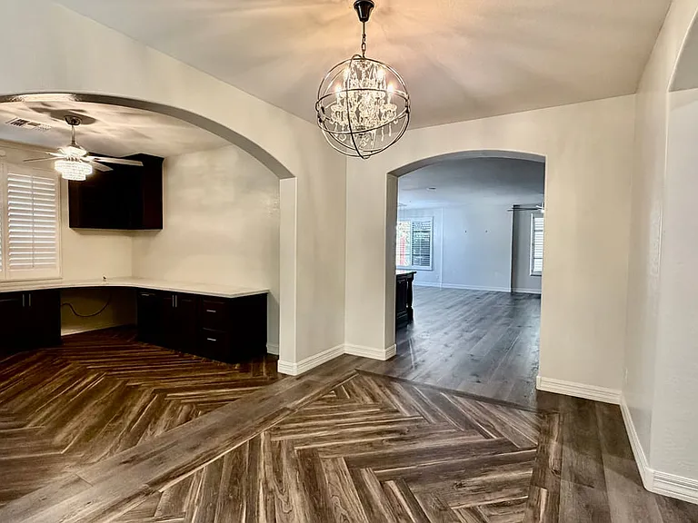 1777 W Ocotillo Rd — Photo 2