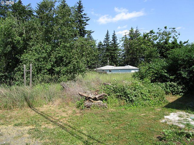 1st image of 8033 SE Lamphier St