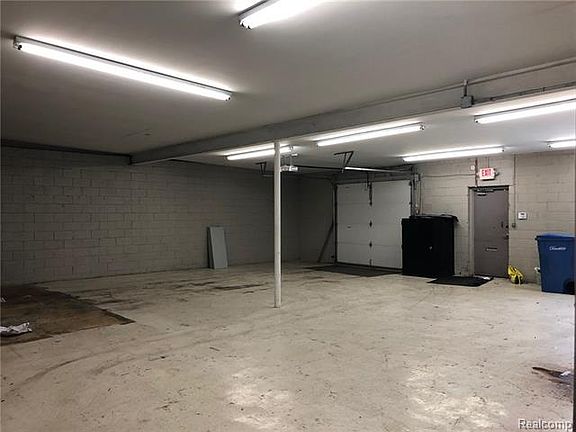 4th image of 24512 Michigan Ave