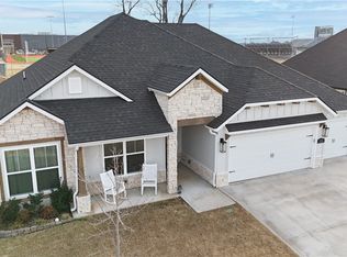 1111 Red Maple St, Centerton, AR 72719