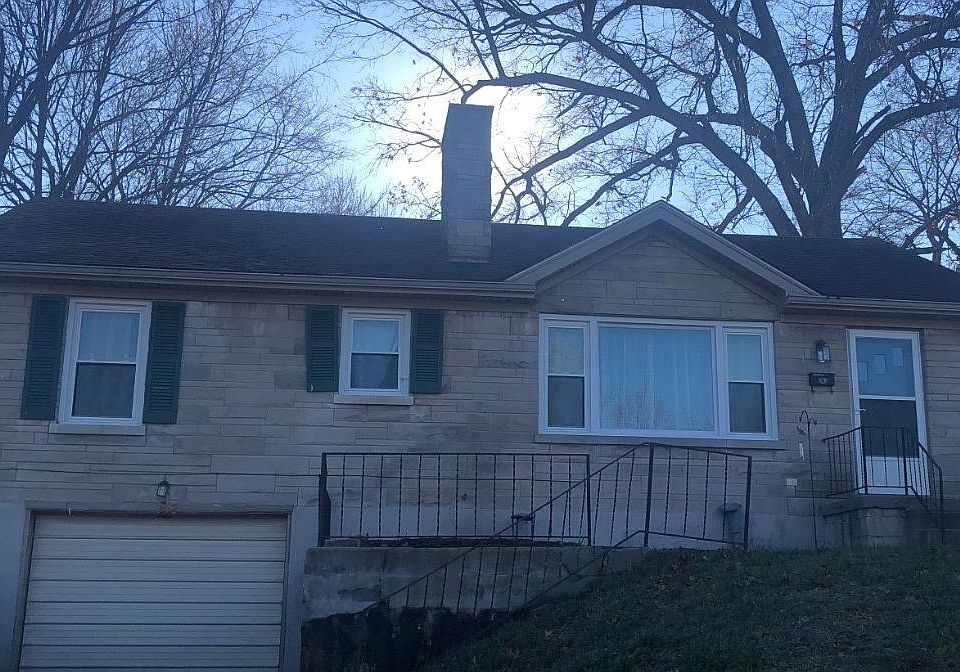 1st image of 302 Zandale Dr