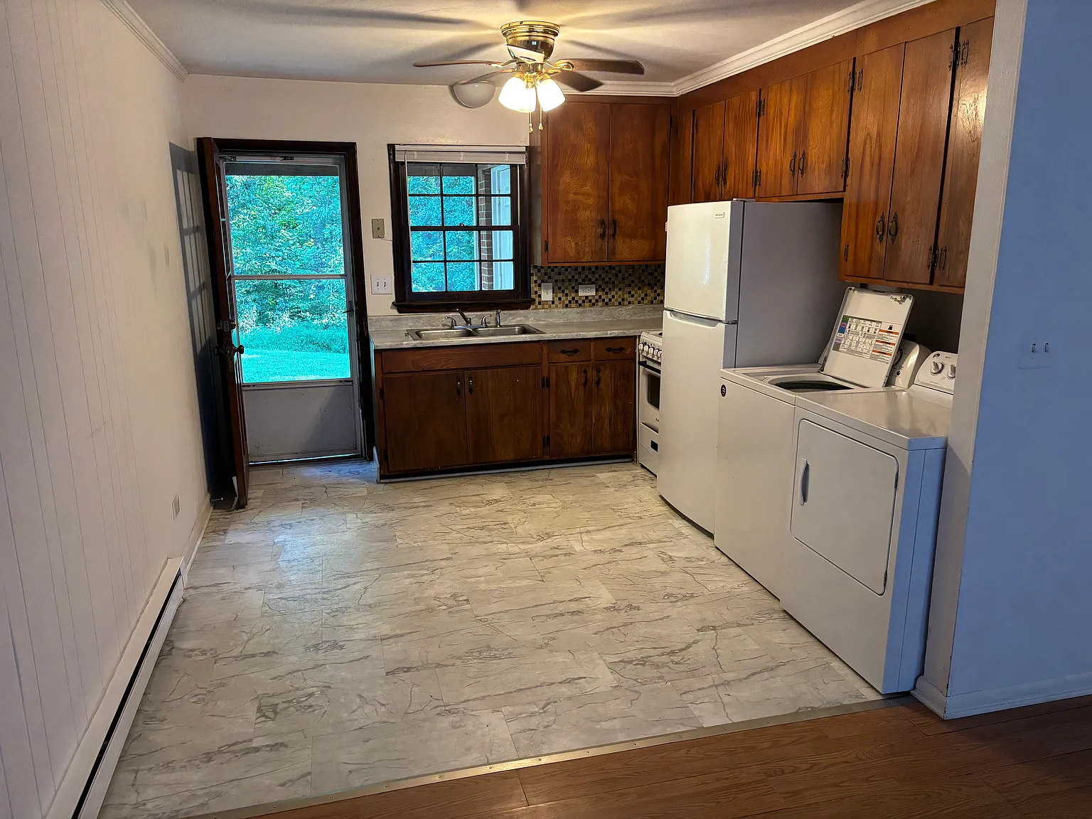 2 bed, 800 sqft, $1,500 — Photo 3