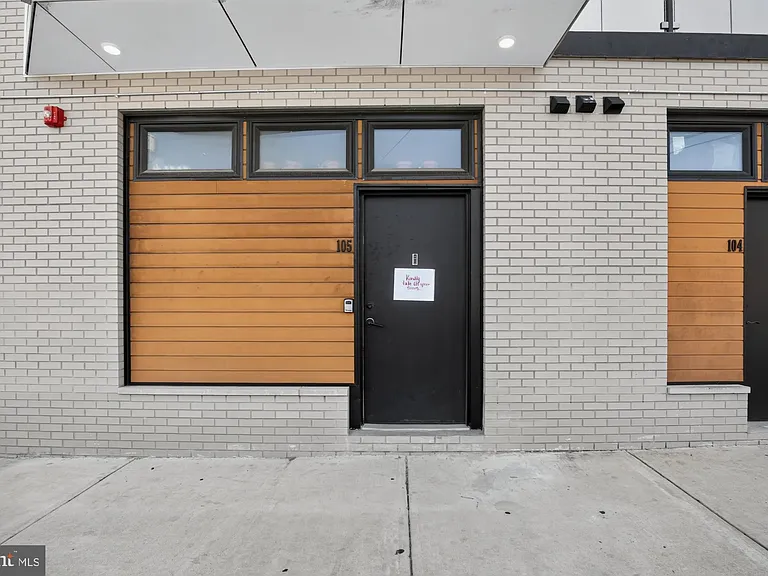 3965 Lancaster Ave #105 — Photo 13