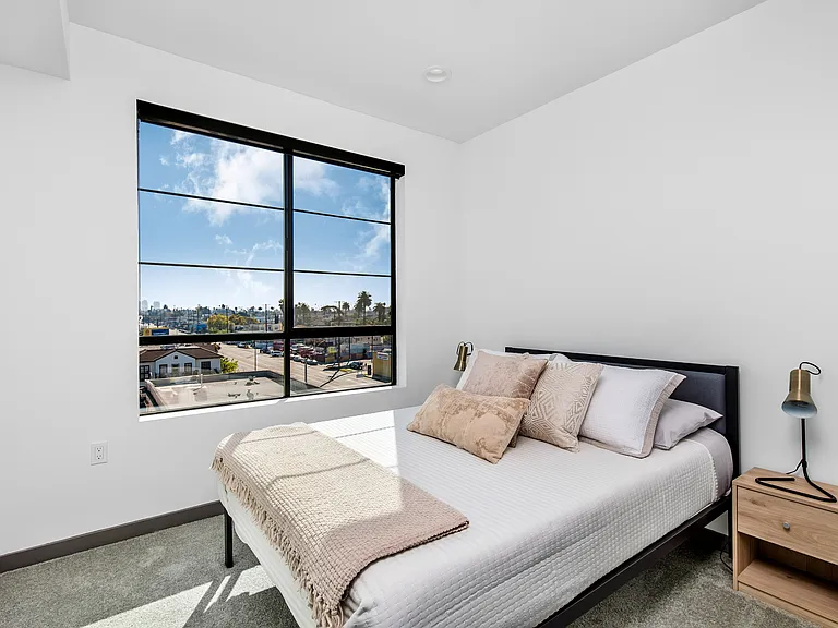 3621 Venice Blvd #403 — Photo 11