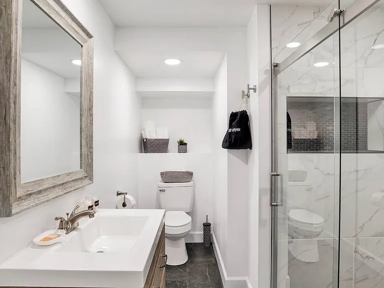 308 N University Blvd — Photo 13