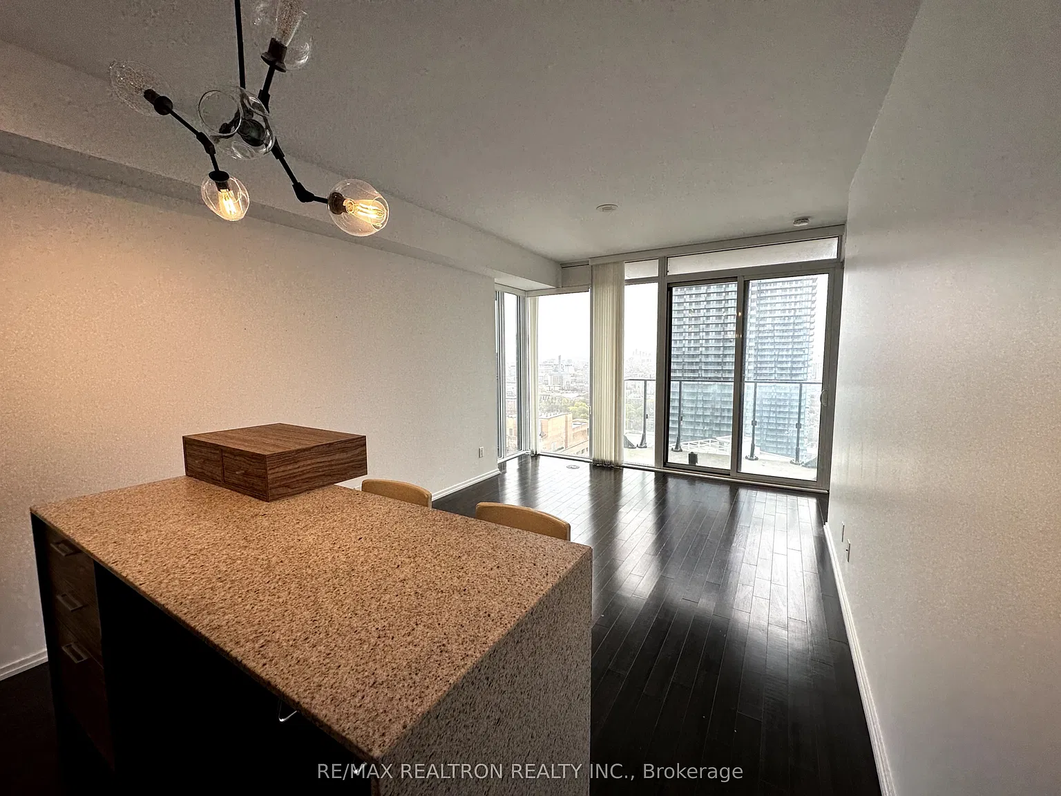 1 bed, $2,500 — Photo 4