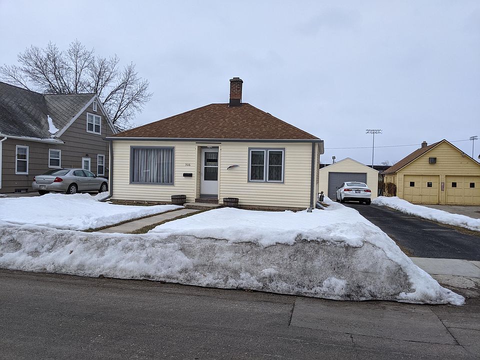 1st image of 306 Bishop Ave