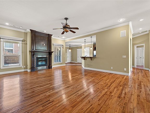 3rd image of 7162 Crisler Ct