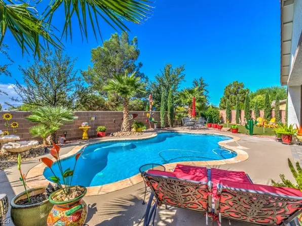 5461 E Volterra Dr, Pahrump, NV 89061