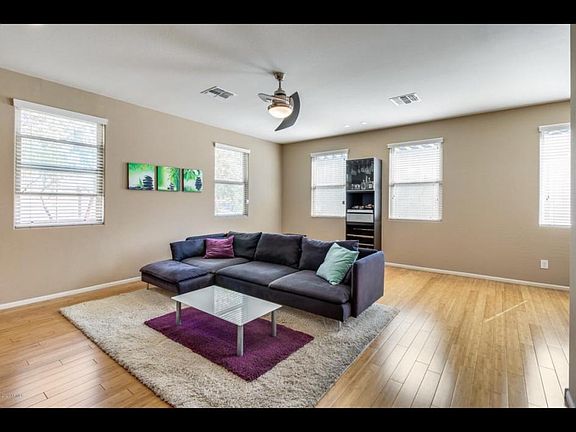 3rd image of 1835 N 77th Ave