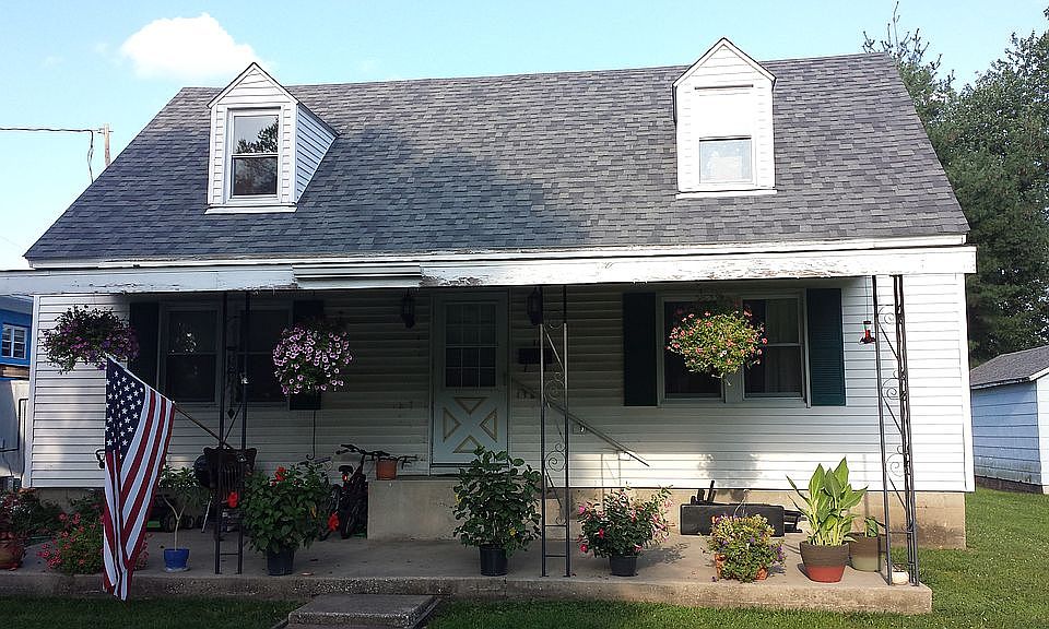 Front Patio Entrance 