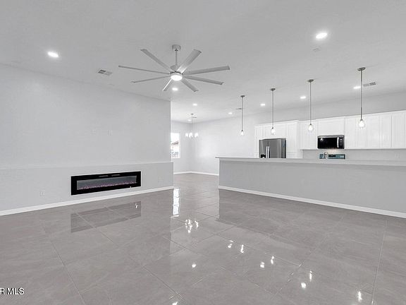 4th image of 351 Plaza Bonita Way
