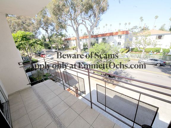 5th image of 948 7th St APT 6