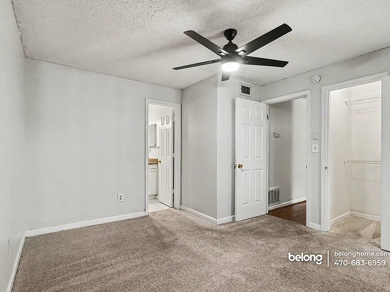 319 Granville Ct — Photo 6