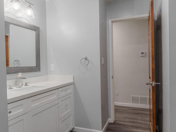 2nd image of 2601 S Central St