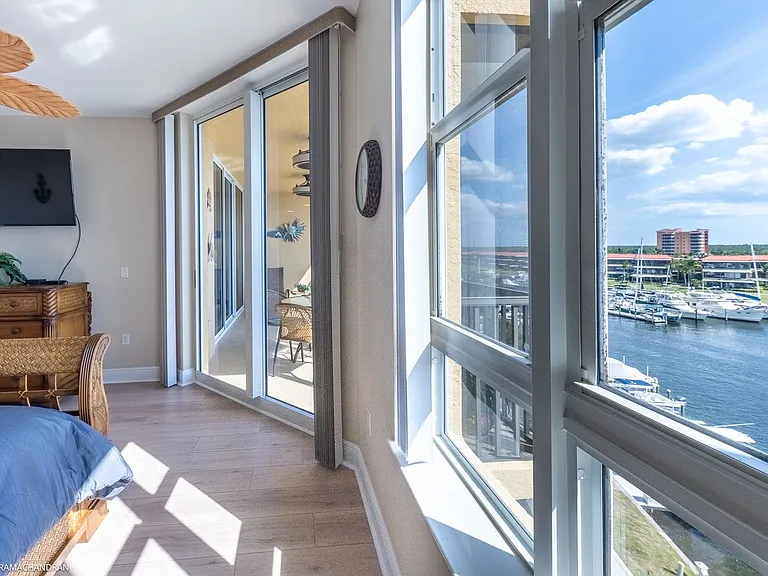 3313 Sunset Key Cir #403 — Photo 24