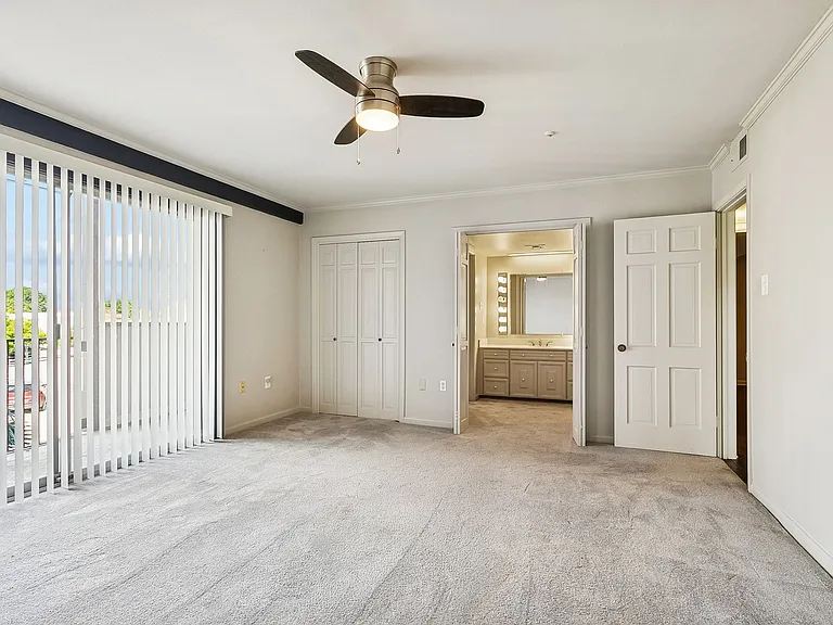 309 Opal St — Photo 7