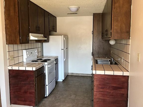 2nd image of 5181 E Olive Ave Unit 116