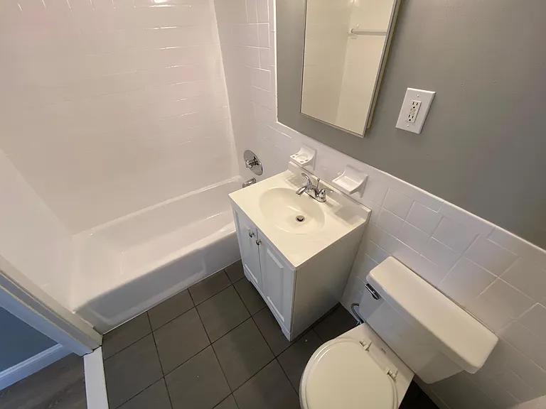 240 Main St #0 — Photo 10