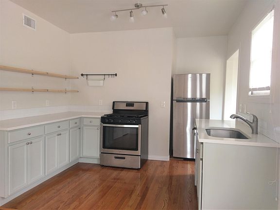 2nd image of 4112 Herschel Ave APT 4