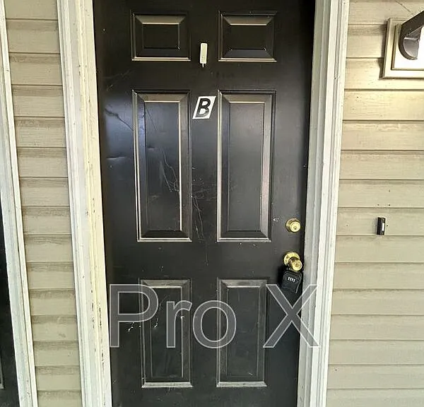 508 E Monroe St #B — Photo 2