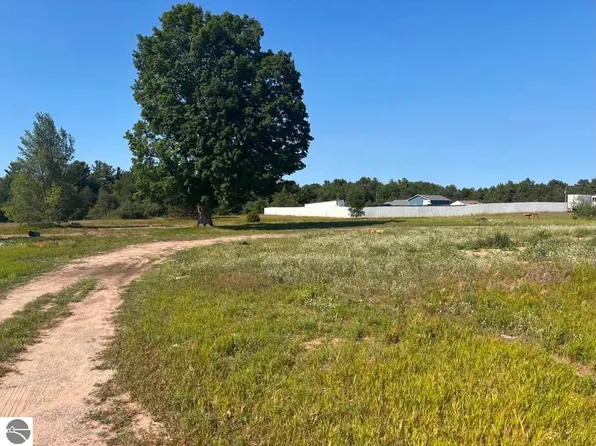 18138 Honor Hwy, Interlochen, MI 49643